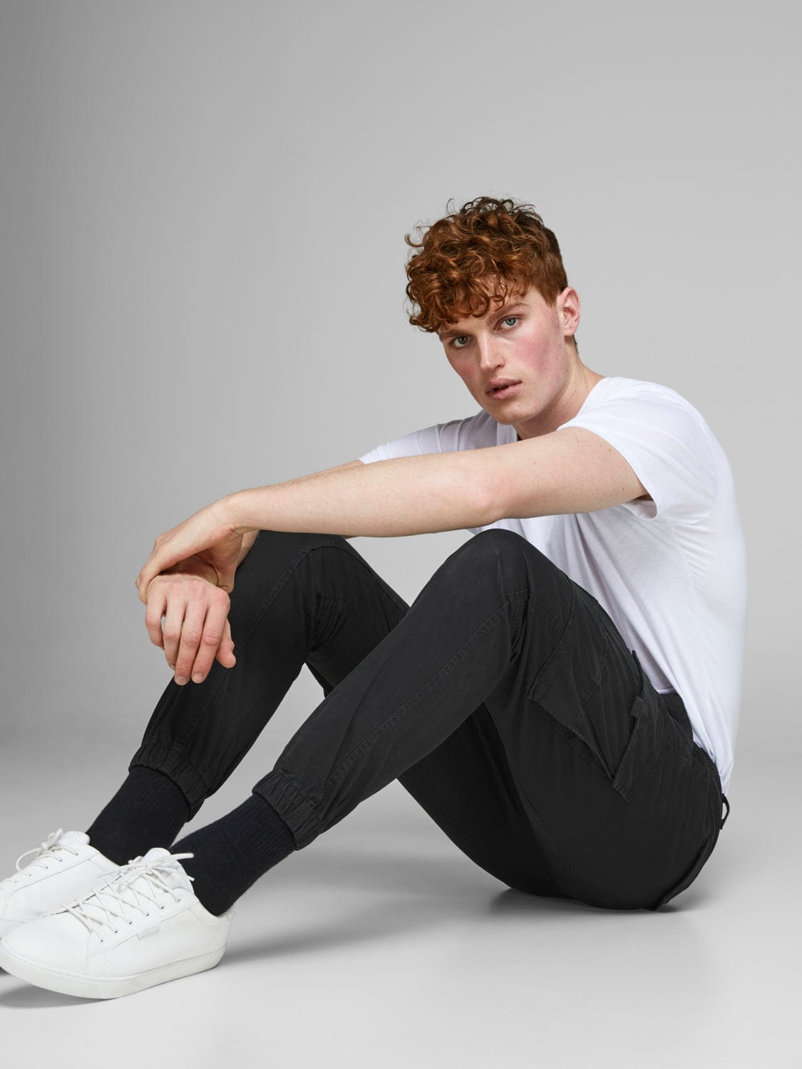 Pantalón Cargo Negro - JPSTPAUL FLAKE CARGO NOOS